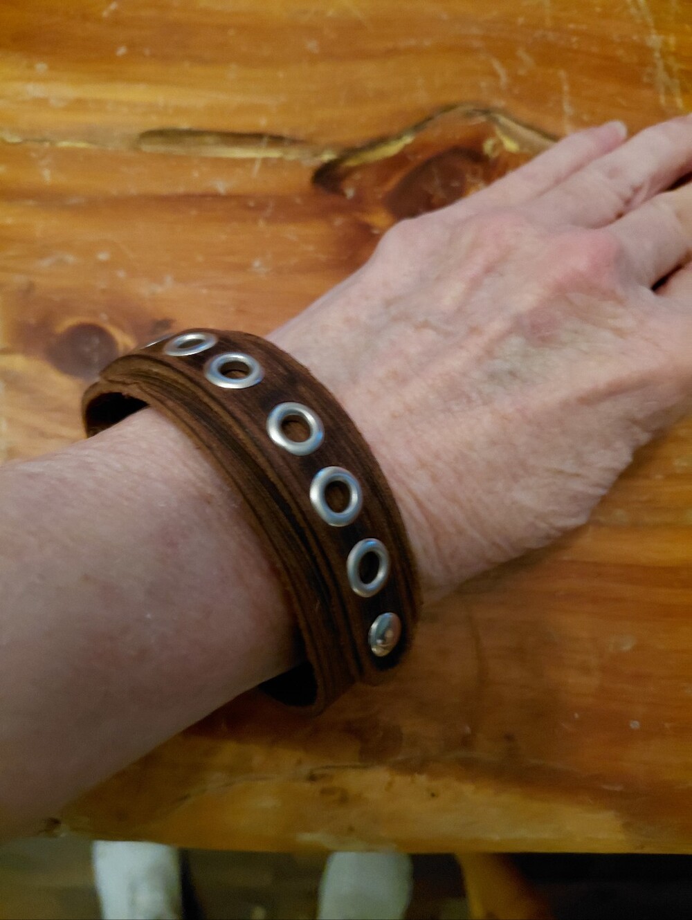 NEW SUNDANCE GENUINE  LEATHER BRACELET " WINDOWS"